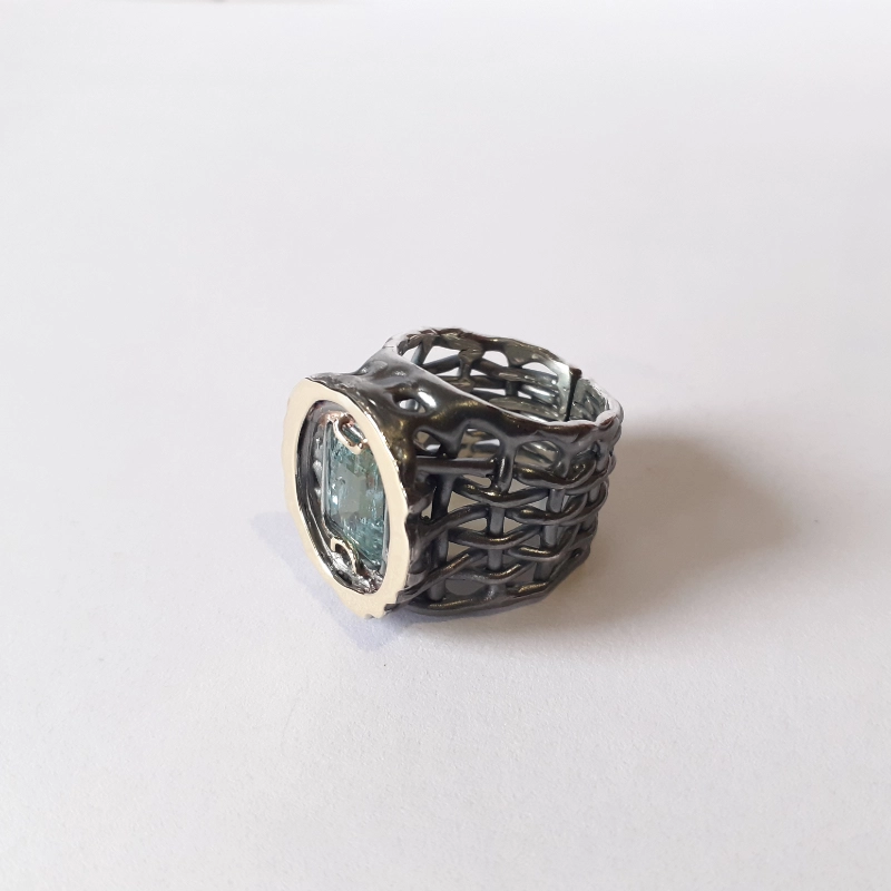 Anillo de oro y plata con aguamarina, Agua y Fuego - Imagen 3